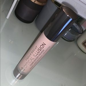 Urban Decay Optical Illusion Complexion Primer